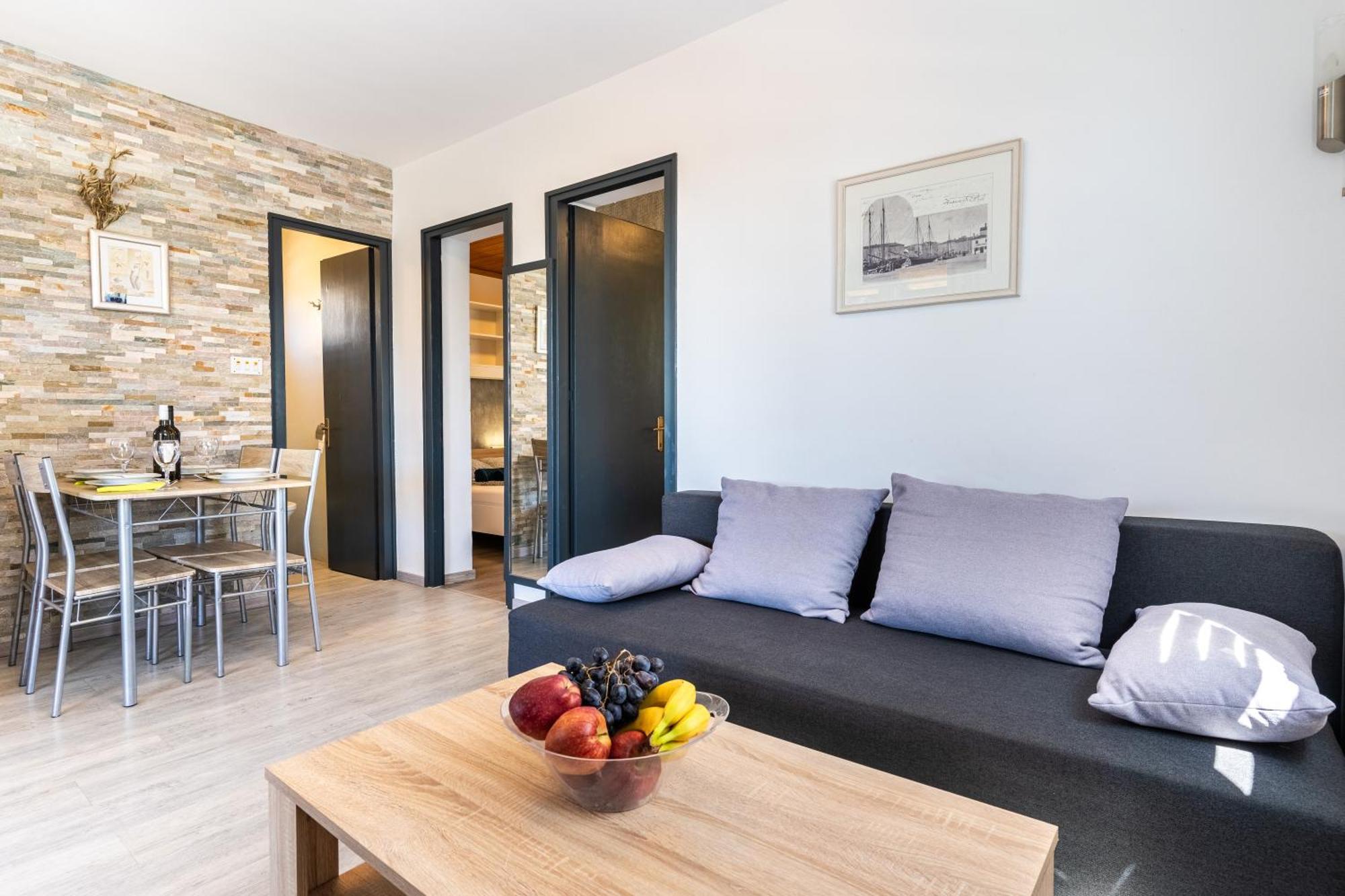 Kuca Matanovic Apartment Cres Exterior photo